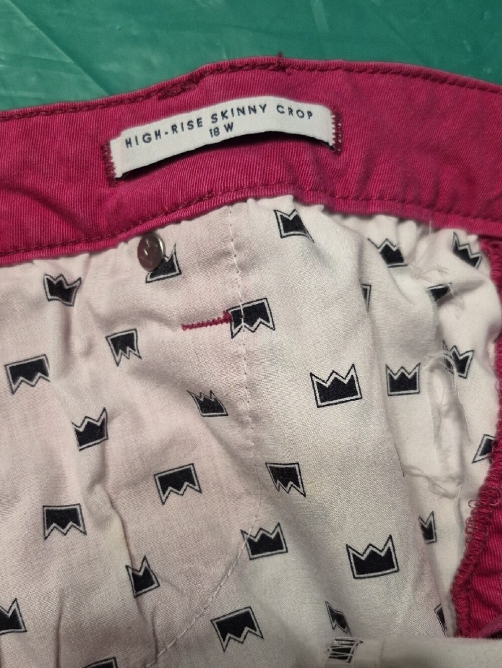 crown & ivy Magenta Skinny Jeans - Picture 4 of 7